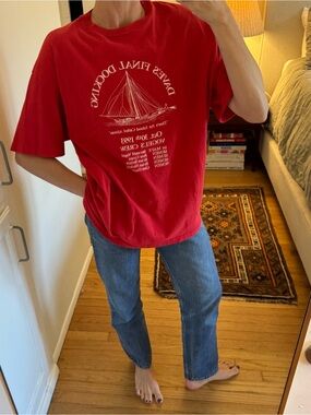 Vintage Red Graphic Short Sleeve Tee with Sailboat Print